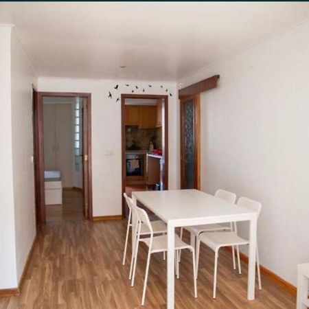 Appartamento Apartamento Com Terraco E Churrasqueira Lisbona Esterno foto